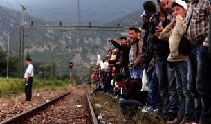 Над 50 000 бежанци са минали през Македония в ЕС за близо 3 месеца