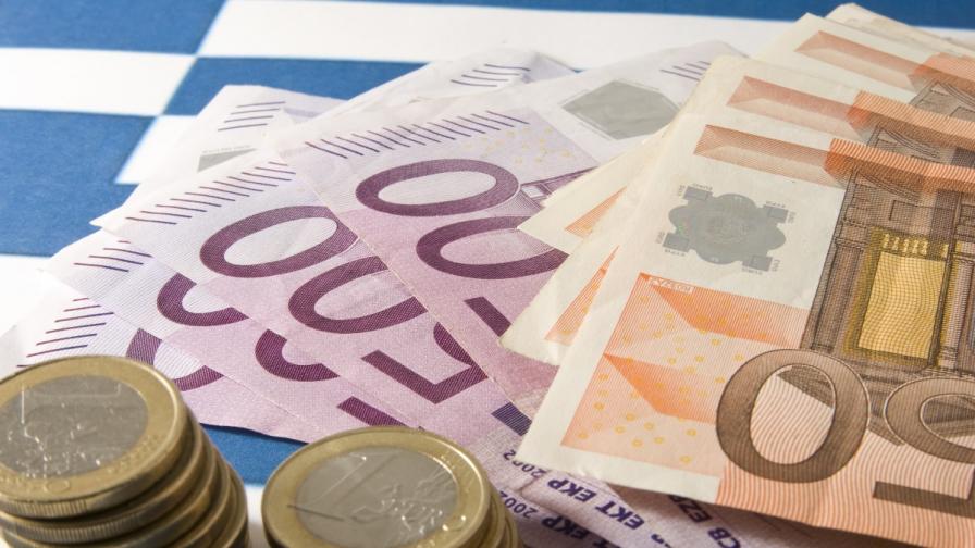 Еврозоната ще даде между 40 и 50 млрд. евро за Гърция