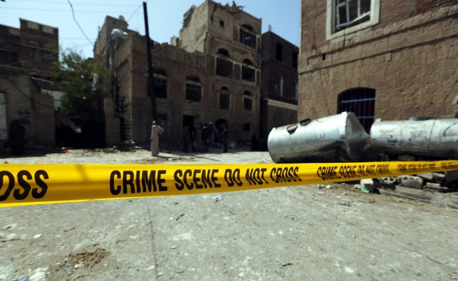 Кола бомба избухна край джамия в Йемен