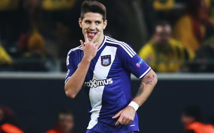 Митрович призна за оферта от Рома