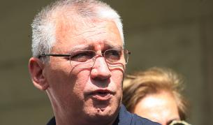 Председателят на УС на СФСМВР Валентин Попов