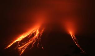 Вулканът Колима в Мексико