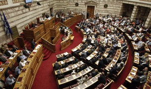 Гръцкият парламент одобри мерките за икономии