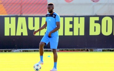 Край на сагата, Левски уреди Умар Диаби