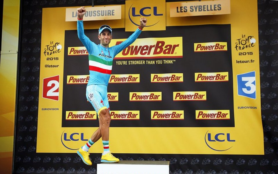 Винченцо Нибали спечели 19-ия етап, Фрум остава начело