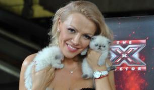 Дама с котки-шампиони, мечтае за трофея на X Factor