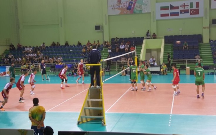 Волейболистите до 19 години грабнаха среброто