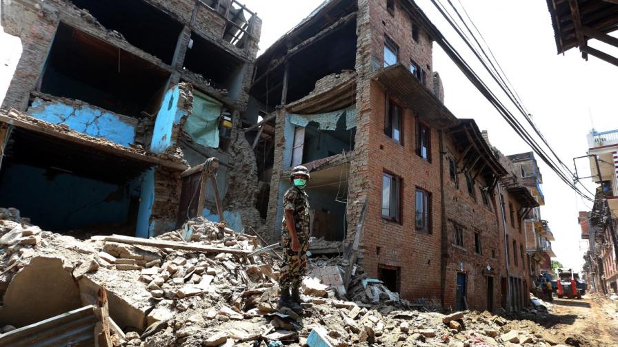 Има голям риск от ново мощно земетресение в Непал