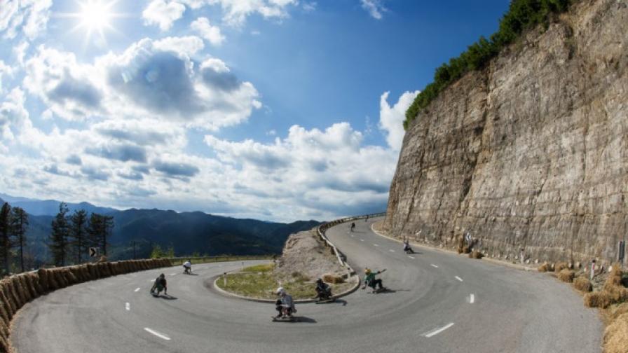 Лонгборд надпревара в Словения (видео)