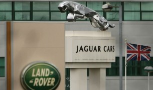 „Ягуар-Ланд Роувър“ обмисля завод в Словакия