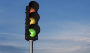 Произведено в Русия – светофар в пустошта (видео)