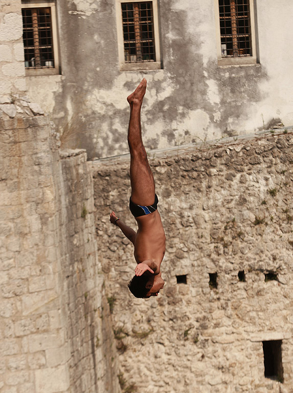 Ден първи от Red Bull Cliff Diving World Series в Мостар /Босна и Херцеговина