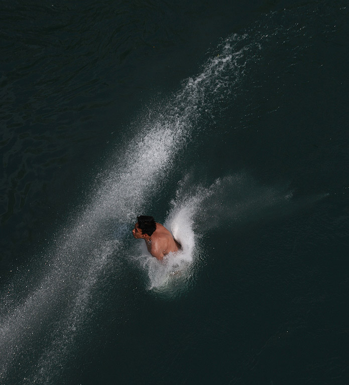 Ден първи от Red Bull Cliff Diving World Series в Мостар /Босна и Херцеговина