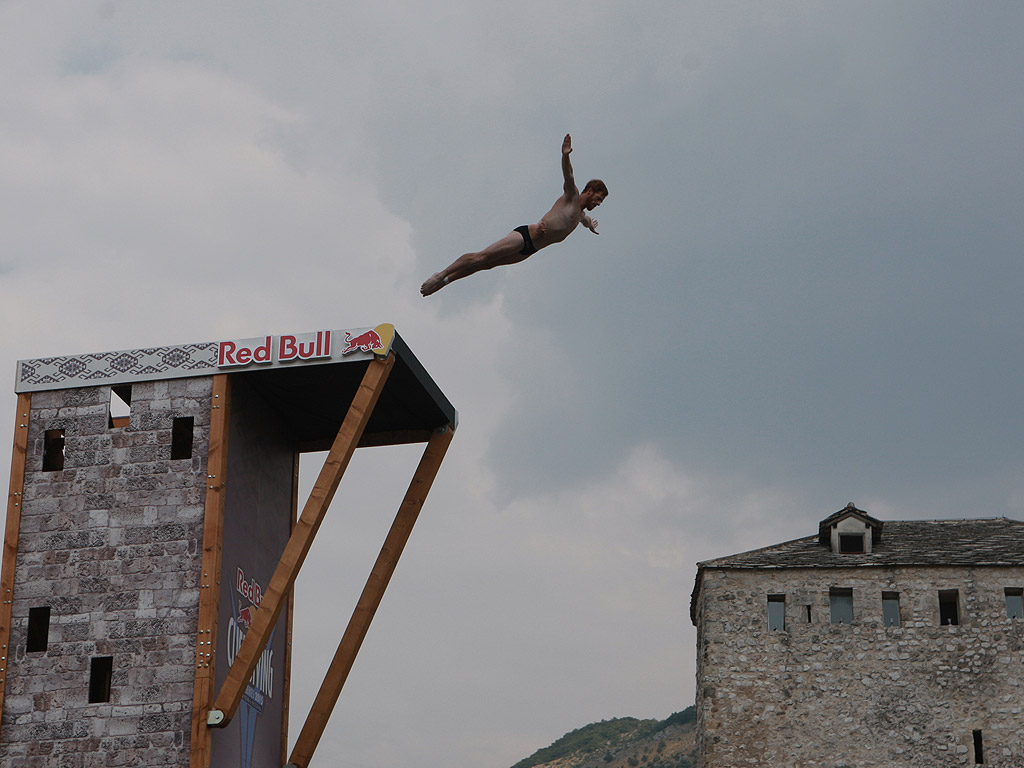 Ден първи от Red Bull Cliff Diving World Series в Мостар /Босна и Херцеговина