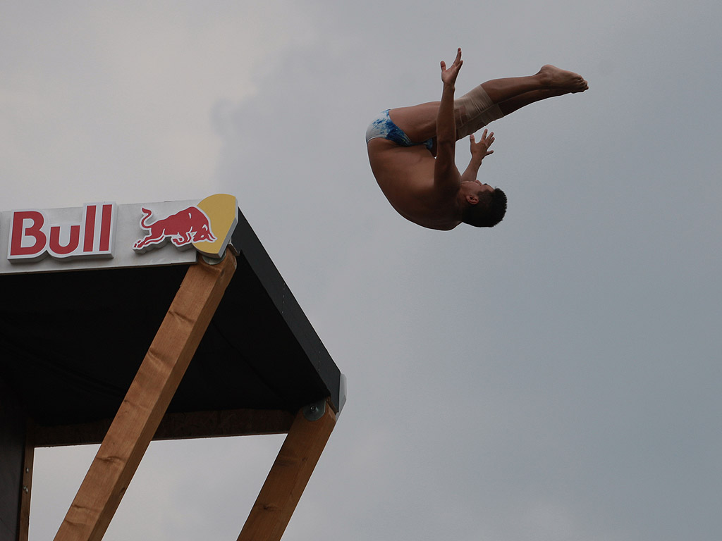 Ден първи от Red Bull Cliff Diving World Series в Мостар /Босна и Херцеговина