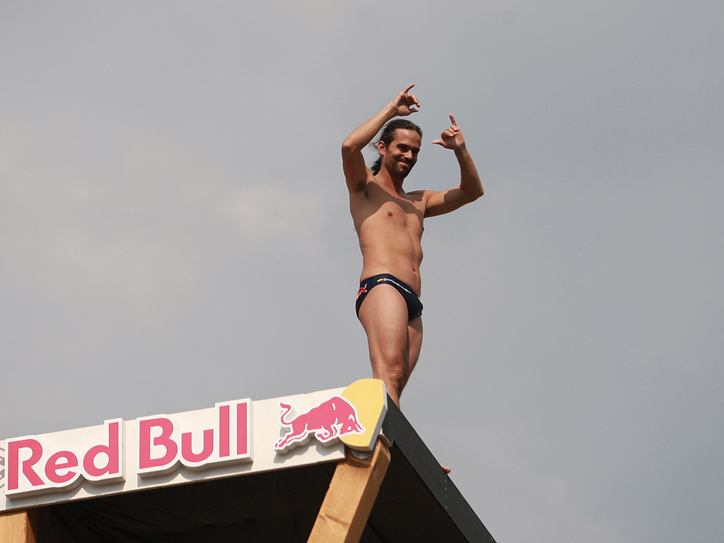 Ден първи от Red Bull Cliff Diving World Series в Мостар /Босна и Херцеговина