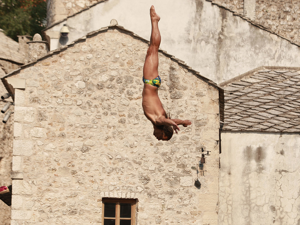 Ден първи от Red Bull Cliff Diving World Series в Мостар /Босна и Херцеговина