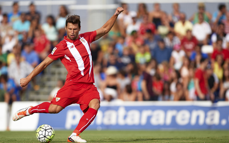 Арсенал не смята да привлича Гжегож Криховяк