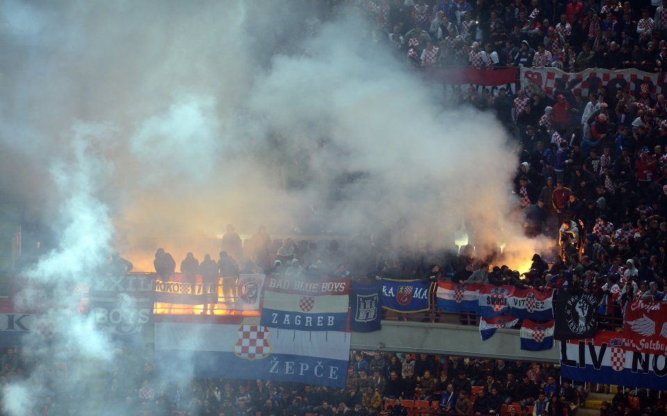 Хърватите спират да водят свои фенове до края на евроквалификациите