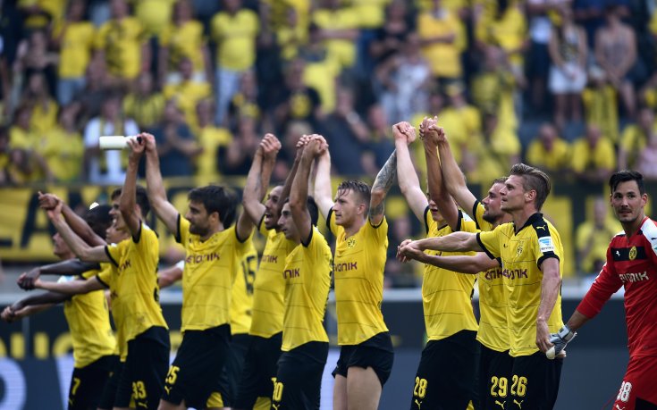 Солиден Дортмунд удари Херта, изпревари Байерн на върха