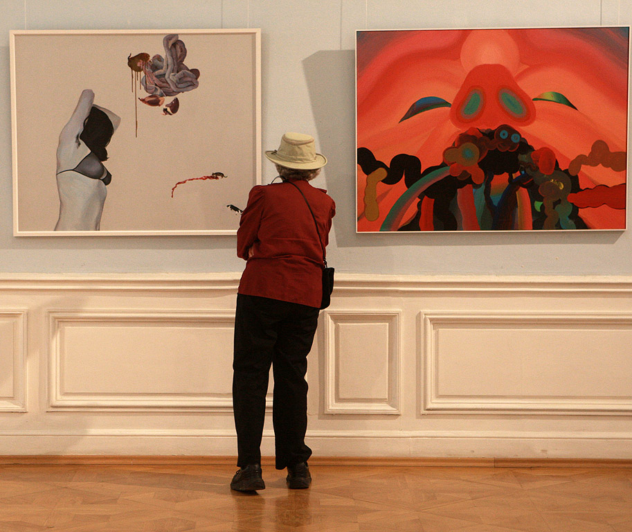 Изложбата “Образ и подобие” показва автопортрети на 77 съвременни творци, собственост на колекционера и меценат Николай Неделчев