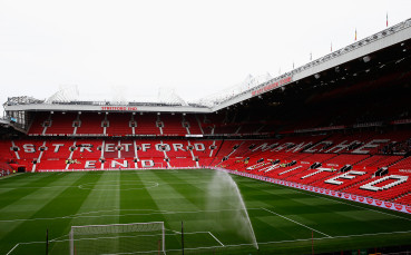 Юнайтед ще увеличава капацитета на „Олд Трафорд“