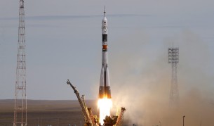 „Съюз“ потегли към МКС с първия датски астронавт