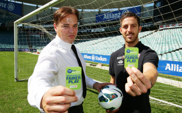 В Серия Б вече показват зелени картони