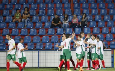 СНИМКИ: Най-сетне победа за България, младежите биха Румъния