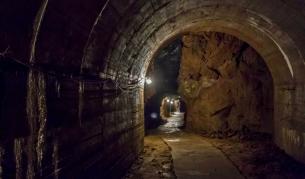 Един от тунелите, в който може би се намира влакът с нацистко злато