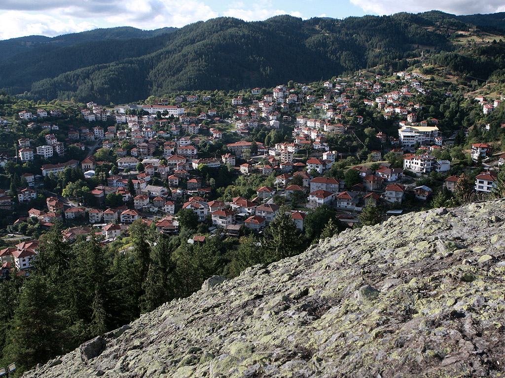 Село Момчиловци, община Смолян.