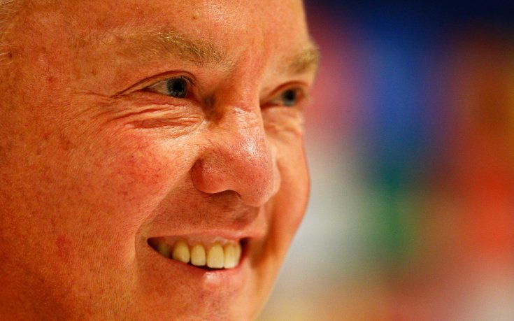 Шави за Ван Гаал: Веднъж те унижава, а после те величае все едно си Зидан