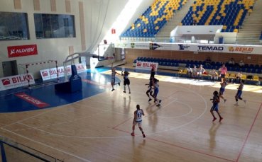 Дамският Дунав 8806 с три успеха в подготовката