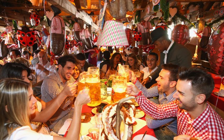 ВИДЕО: В Байерн се отдадоха на парти след първата загуба
