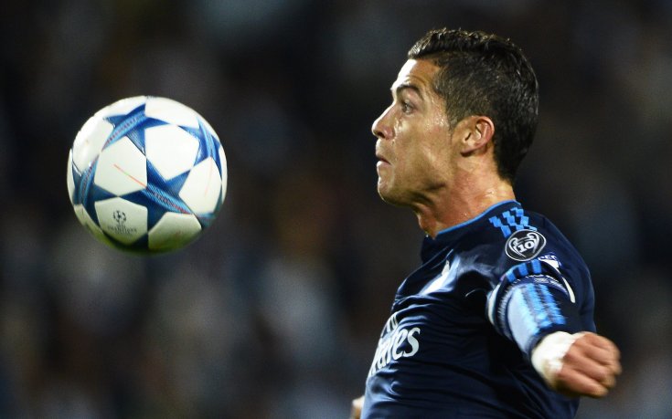 ШЛ: Звездна нощ за Роналдо, ПСЖ мина през Шахтьор