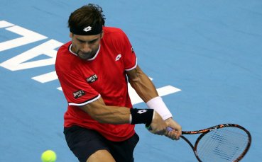 Ферер си гарантира битка с Мъри след успех над Иснър