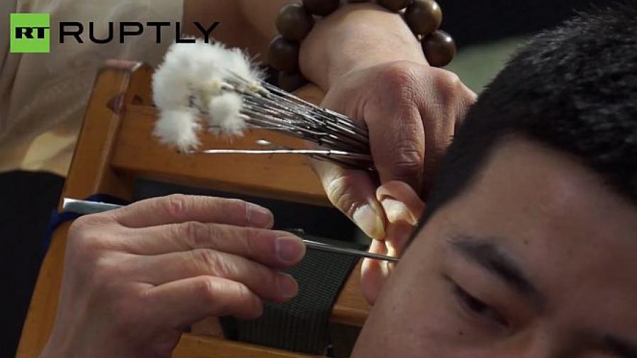 Професионалните чистачи на уши в Китай (видео)