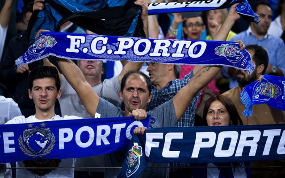 Порто и Спортинг остават лидери в Португалия