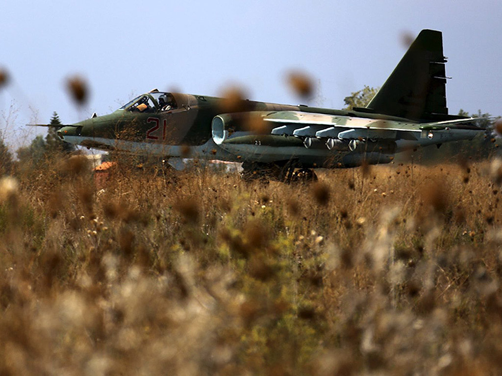 Руската бойна авиация в борбата с терористичната групировка „Ислямска държава" на територията на Сирия. СУ-25