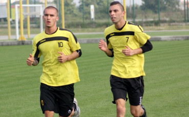 Юсеин и Огнянов подновиха тренировки с Ботев