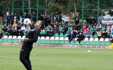 СНИМКИ от разгромната победа на Берое срещу Локо ГО