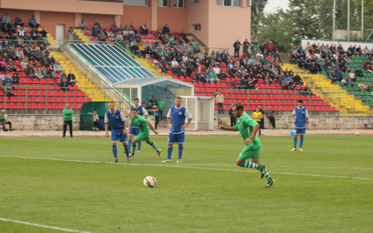 Ботев Враца с пестелив успех над Етър, оглави класирането