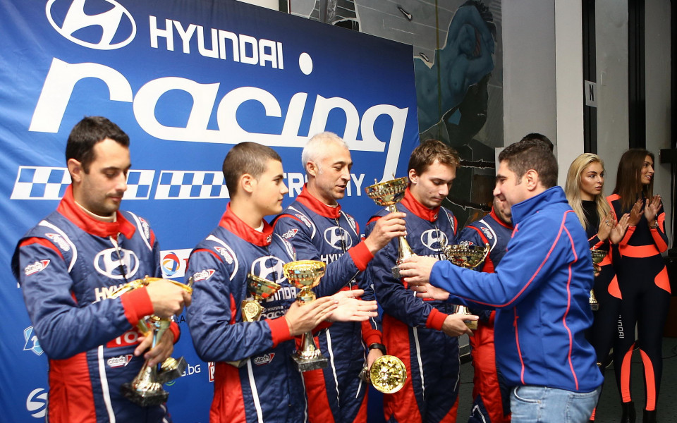 Hyundai Racing Trophy развива млади пилоти, сезонът е успешен
