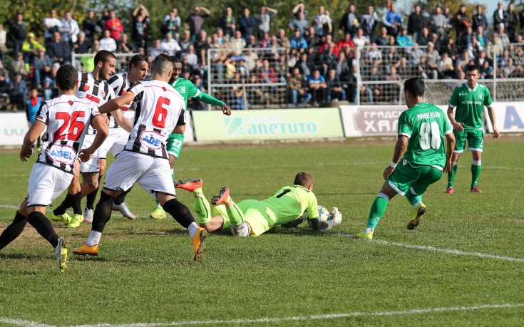 ВИДЕО: Как Локо Горна цапардоса Лудогорец