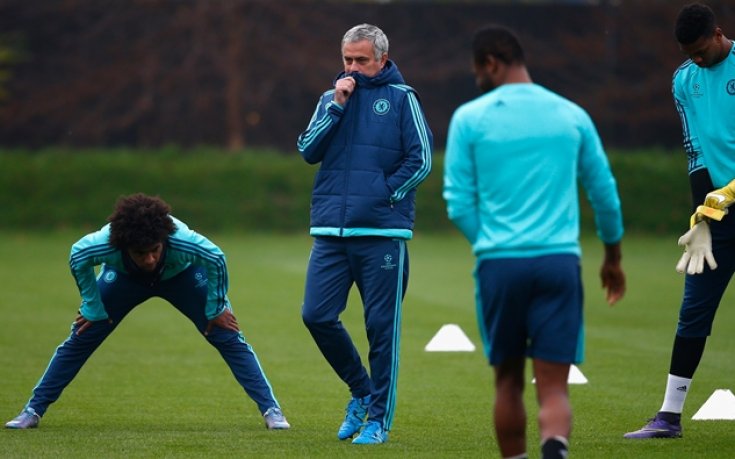 Бивши играч на Челси: Поведението на Моу вреди на клуба