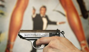 Най-яките момичета на Бонд (видео)