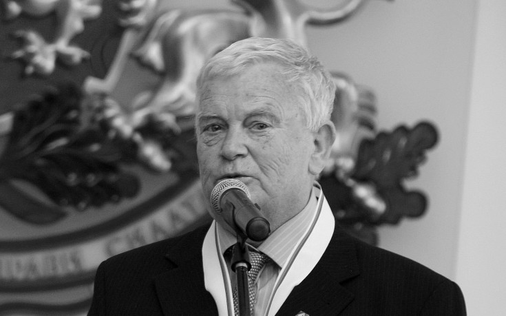 Минутките на водещия от Томислав Русев: Последно сбогом със Стоян Хранов
