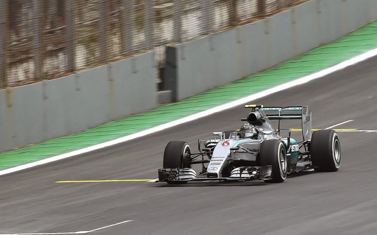 Формула 1 няма да използва алтернативни двигатели