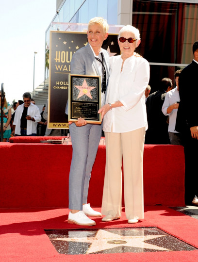 Кой получи 2477-та звезда в Холивуд - снимка 13