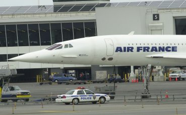 Бомбена заплаха за два полета на на Ер Франс от САЩ за Париж